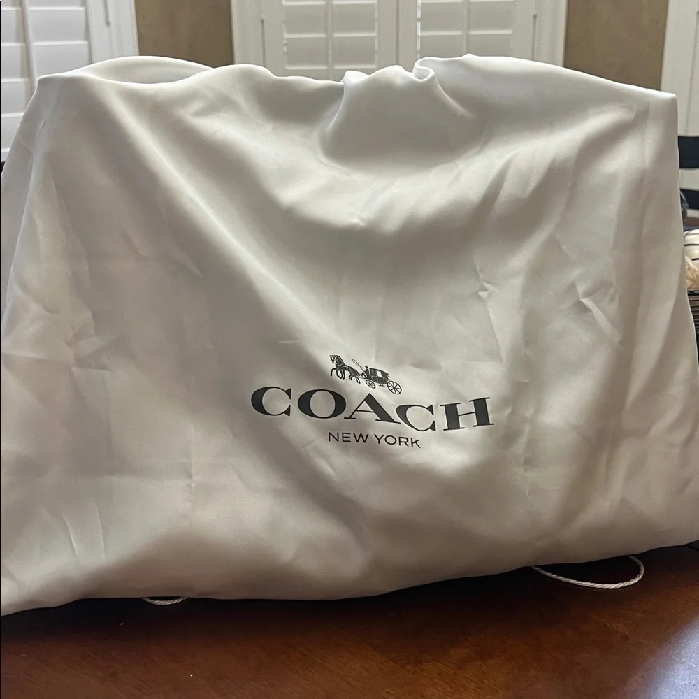Coach Black Leather Laptop Bag - Picture 5 of 5